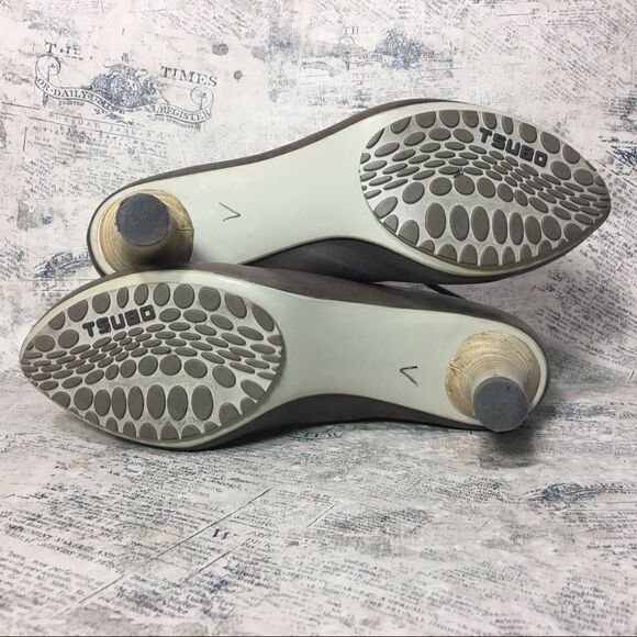 TSUBO Women's Khepri Ankle Boot - Picture 11 of 11